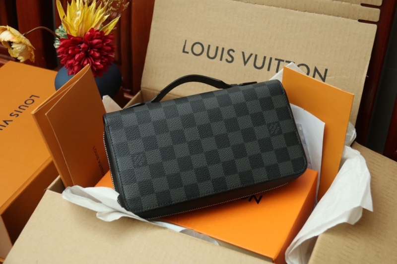 LV Clutch Bags